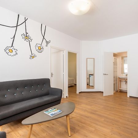 Hostal Jume - Urban Rooms Mahón Eksteriør billede