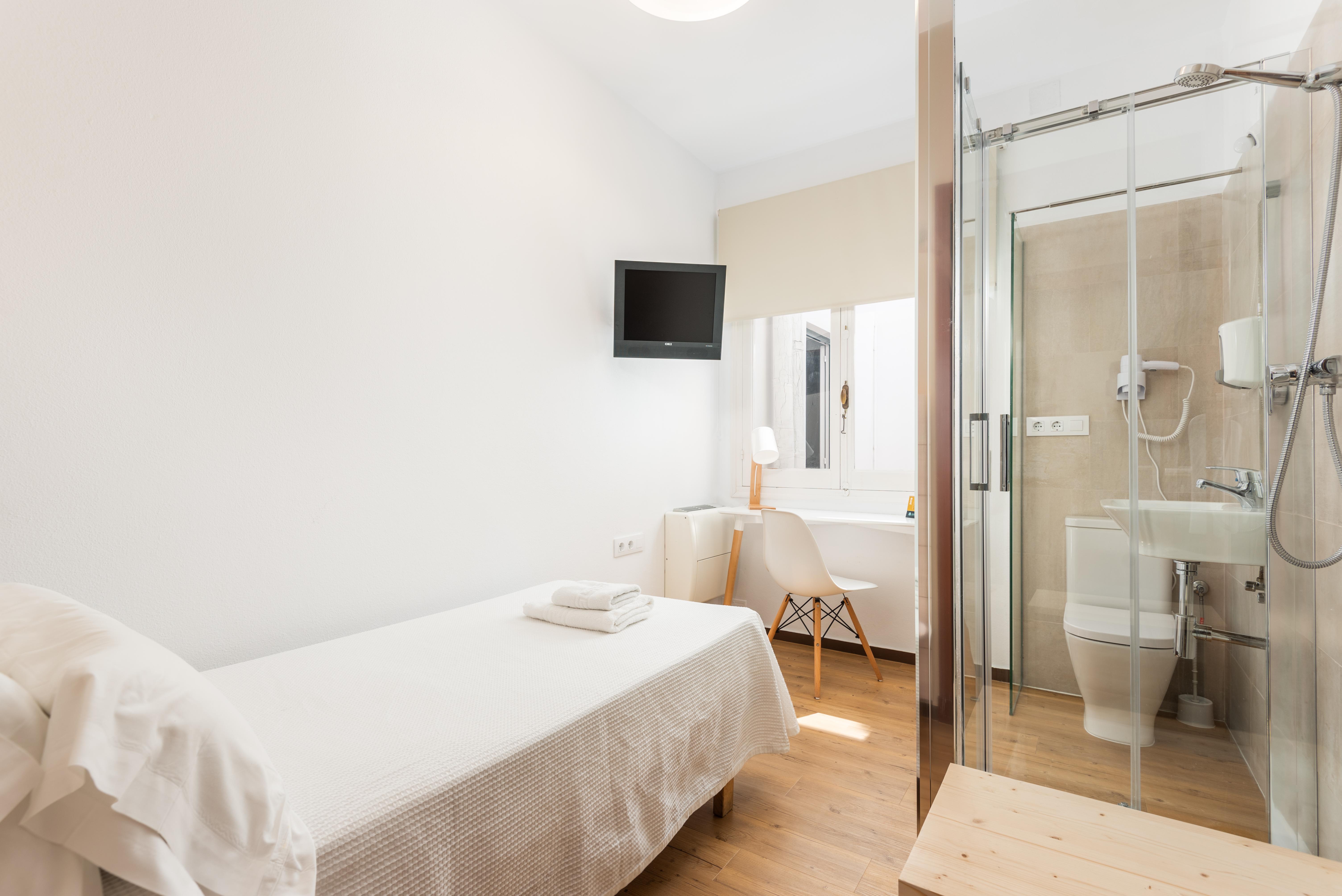 Hostal Jume - Urban Rooms Mahón Eksteriør billede