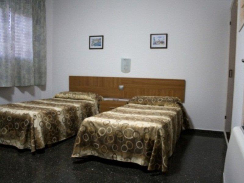 Hostal Jume - Urban Rooms Mahón Eksteriør billede