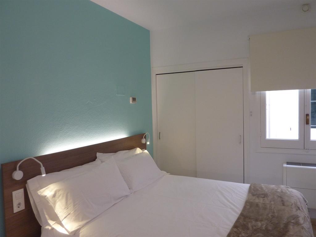 Hostal Jume - Urban Rooms Mahón Eksteriør billede